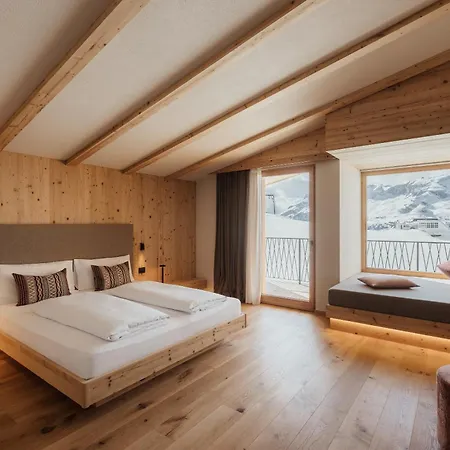 Rifugio Alpino Pralongia *