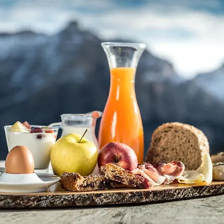 Rifugio Alpino Pralongia بيت خشبي *